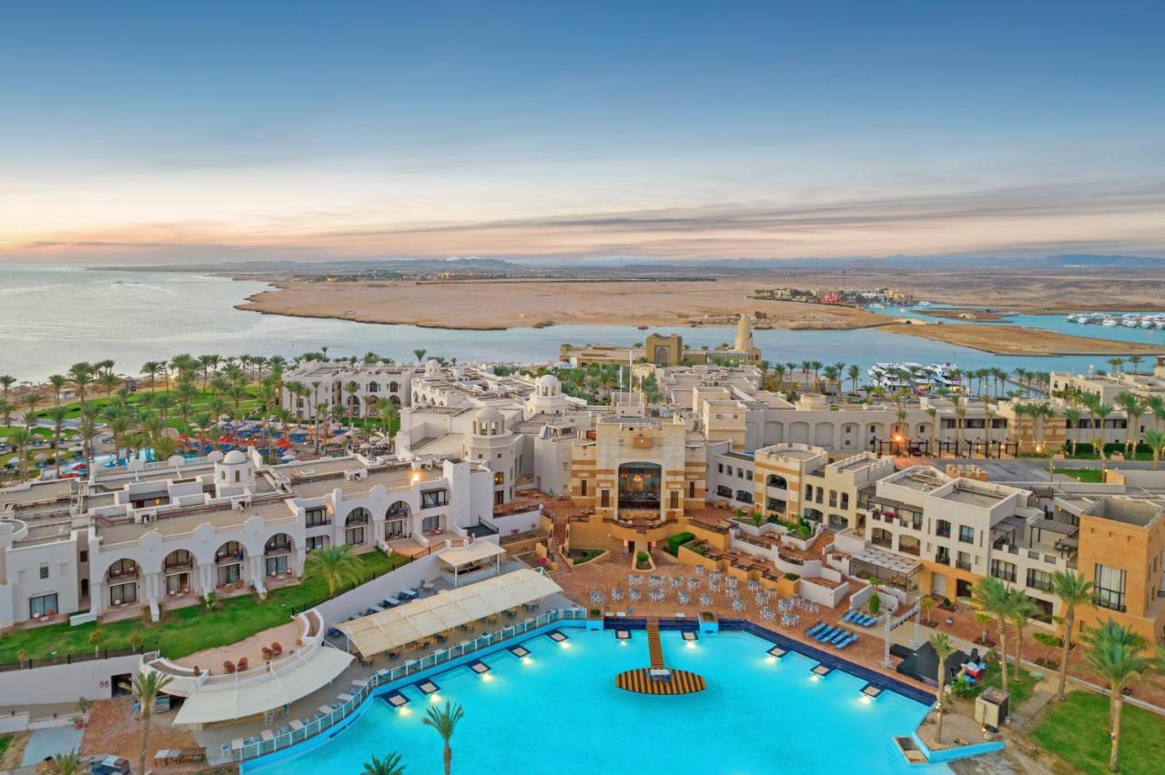Pickalbatros Sands Port Ghalib Exterior foto Hilton Taba Resort