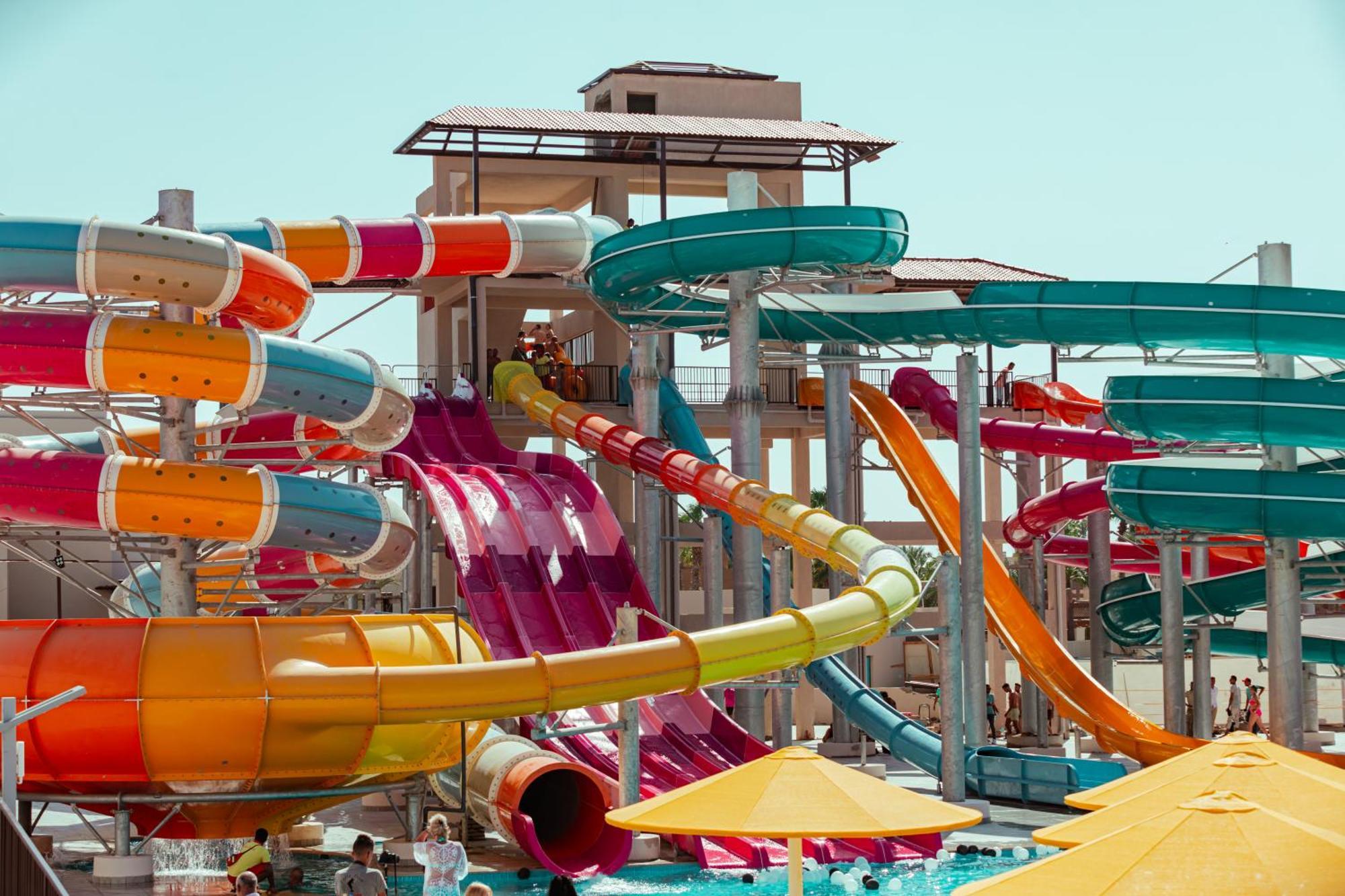 Pickalbatros Sands Port Ghalib Exterior foto The water park