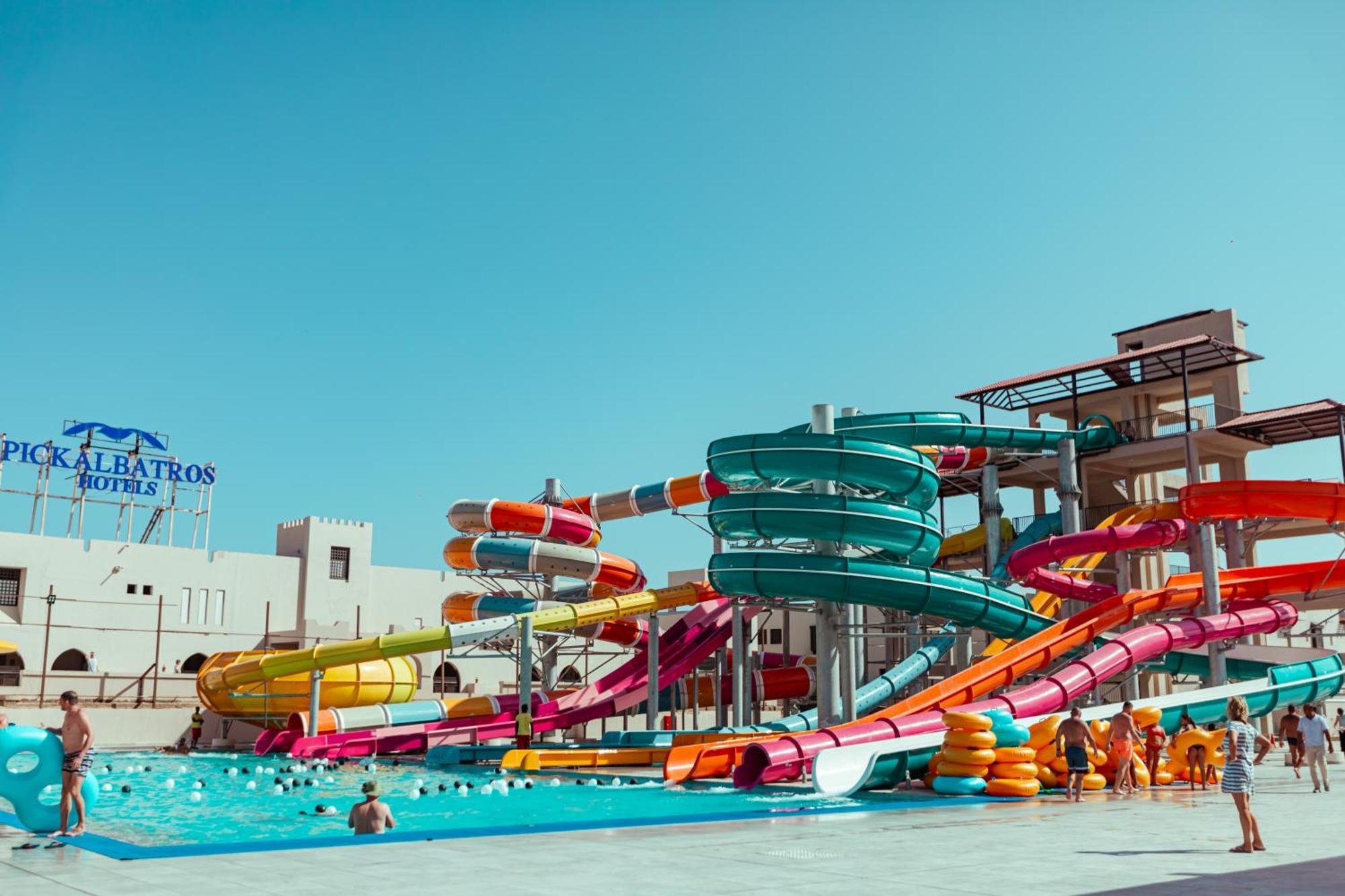 Pickalbatros Sands Port Ghalib Exterior foto Albatros Water Park